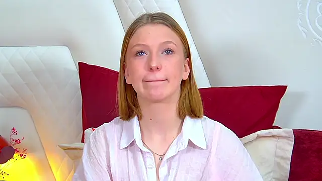 BeatriceBinoche élő XXX-chatje