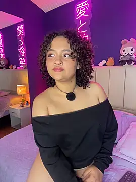 _sarahRose élő XXX-chatje