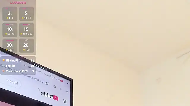 fatimarab__ élő XXX-chatje