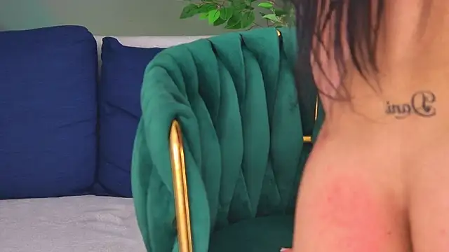 Chat XXX en directo de DesiMissy