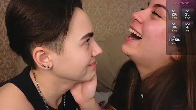 yourfav0ritegirls 即時 XXX 聊天