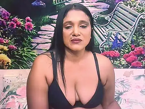 IndianSexyLady20's Live XXX Chat