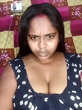 Night-Queen5 Adlı Modelin Canlı XXX Sohbeti