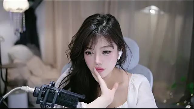 Онлайн чат XXX Cecily