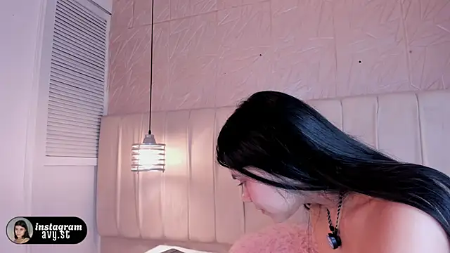 avy_st Chat XXX live