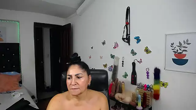 แชท XXX สดของ mature_bigboobs10