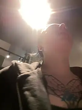 AlishaOfThorns 即時 XXX 聊天