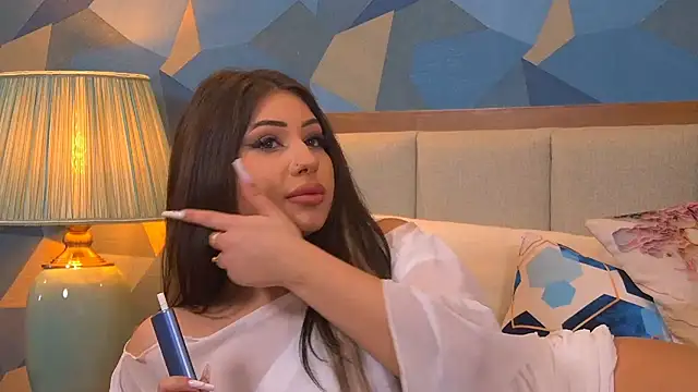 Valentina_Oliver Chat XXX in diretta