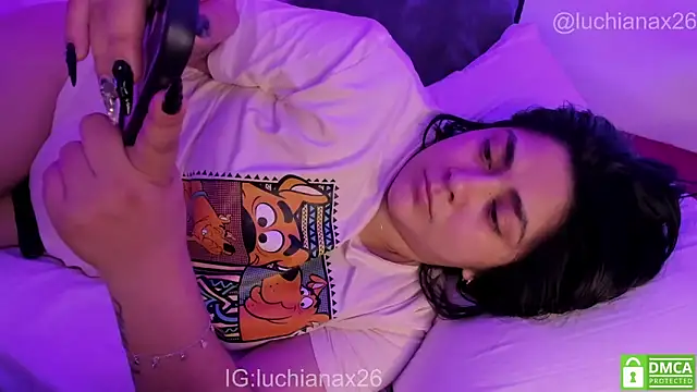 Chat XXX ao vivo de lucy26_