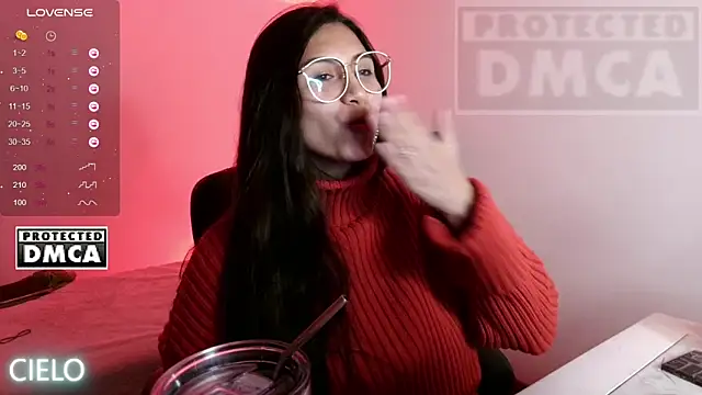 Chat XXX ao vivo de Cieloww