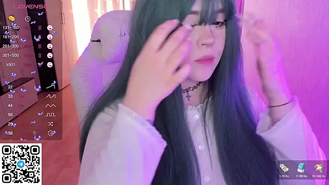 แชท XXX สดของ SelenaCute