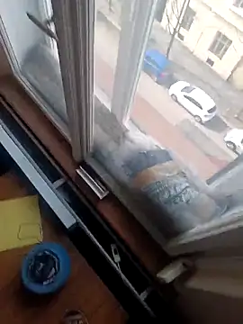 kenzzzz: διαδικτυακό σόου στην κάμερα