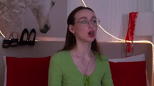 Emily_Simon: онлайн-секс-чат