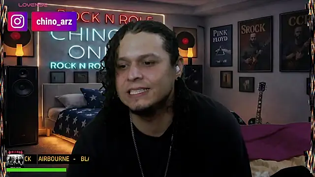 chino_roz Webcam show