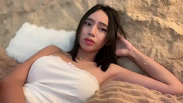 Show modela GenesisCastillano na web-kameri