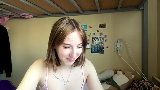 AquilineOrites Adlı Modelin Canlı XXX Sohbeti