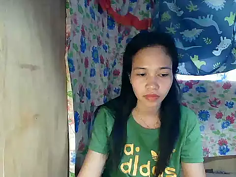 PinaySkinnyGirl: онлайн-секс-чат