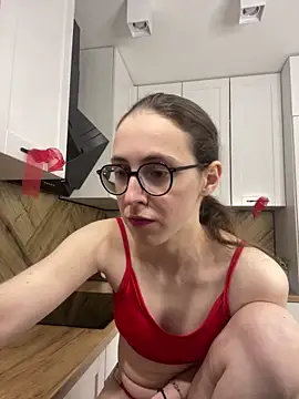 دردشة MartiniiSelenna الجنسية المباشرة