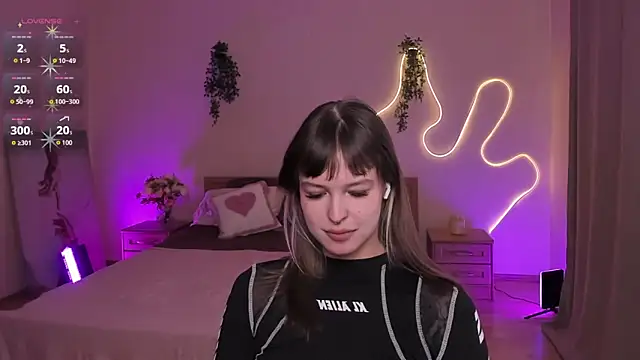 دردشة Lisa_Blossom الجنسية المباشرة