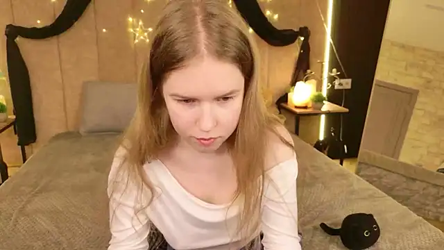 Alida_Brice Chat XXX live