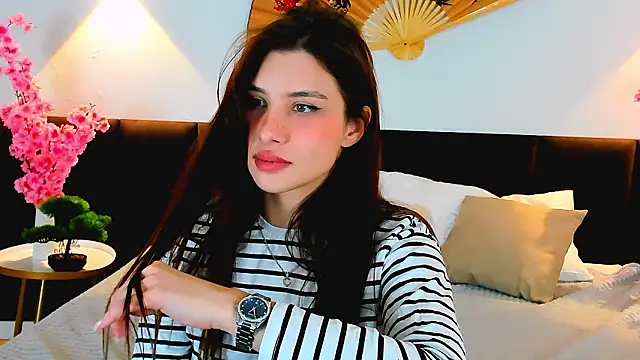 Danielle_Eddwards 라이브 XXX 채팅