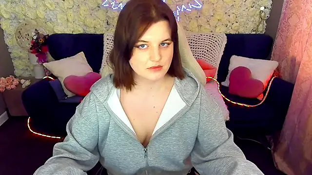 Chat XXX en directo de KristiFoxy