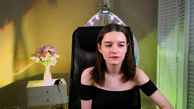 دردشة KellieBanshe الجنسية المباشرة