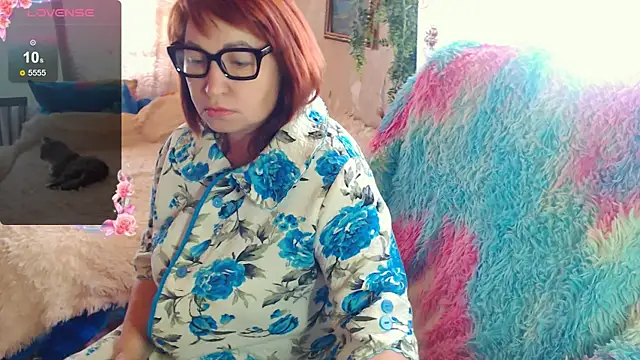 FlirtatiousMegan Chat XXX live