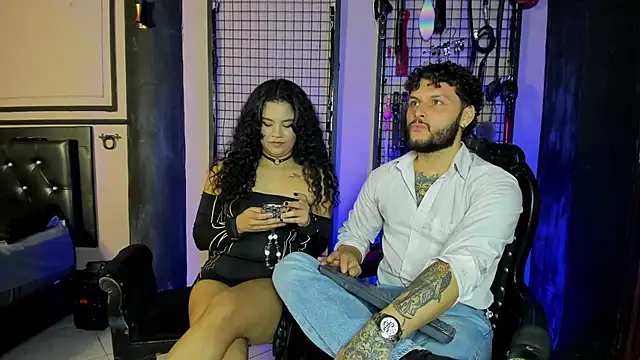 Twisted_Fantasy 라이브 XXX 채팅