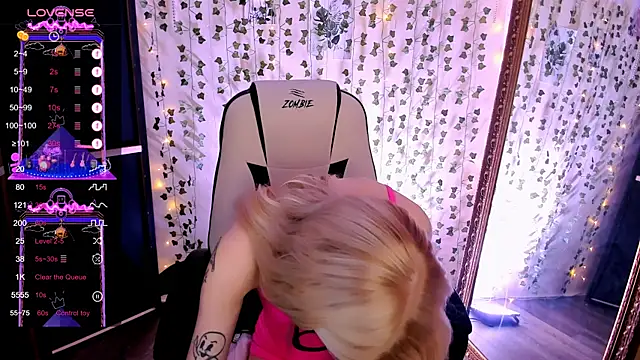 AnyaTaylor_ live XXX chat