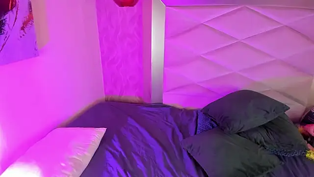 DannyRouds live XXX chat