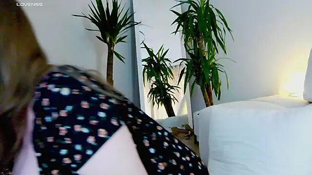 Živý XXX chat Miss_Magic_Eyes_