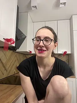 MartiniiSelenna Adlı Modelin Canlı XXX Sohbeti