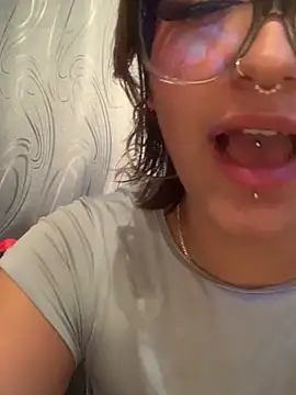 Chat XXX ao vivo de LilithMonette