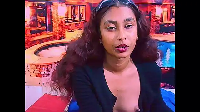 IndianSexyButt – Live XXX-chat