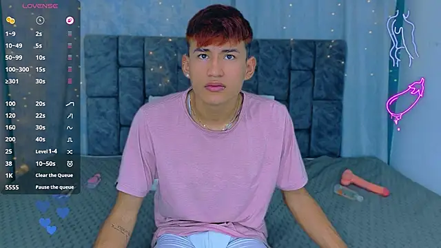 NicolasTorrezのウェブカメラショー