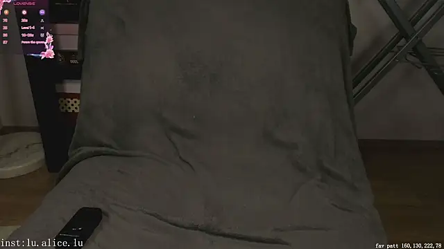 alicelu_: απευθείας συνομιλία ΧΧΧ