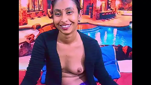 IndianSexyButt Live XXX-chat