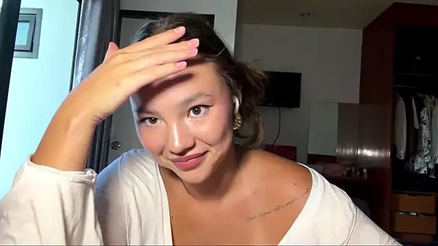 kamila_18_french 现场XXX聊天