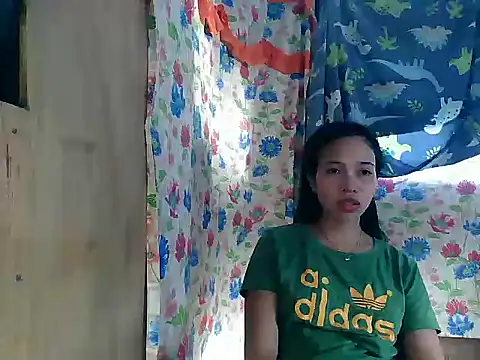 PinaySkinnyGirl's Live XXX Chat