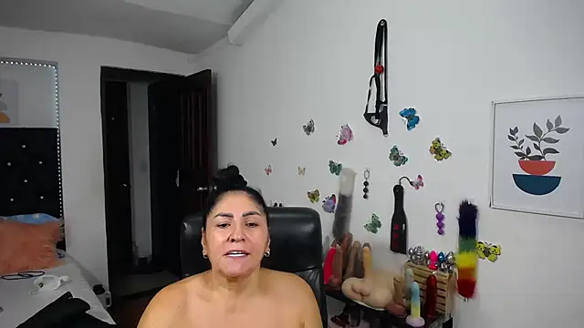 mature_bigboobs10のライブXXXチャット