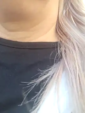 LadyTouch's Live XXX Chat