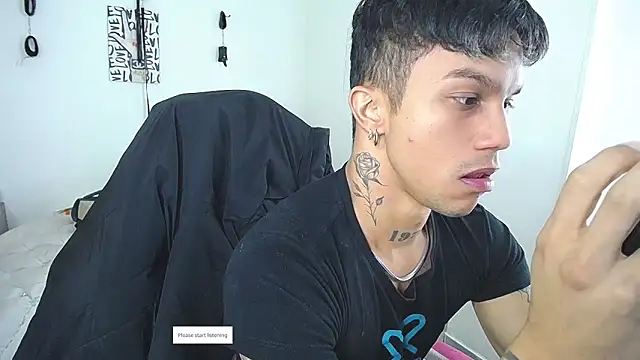 Leonard_Price Live XXX-Chat