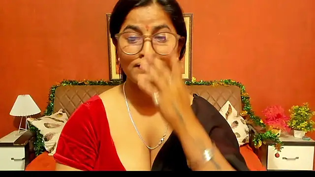 แชท XXX สดของ Jasmine_Jaey1