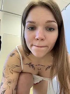 StreetSquirtのライブXXXチャット