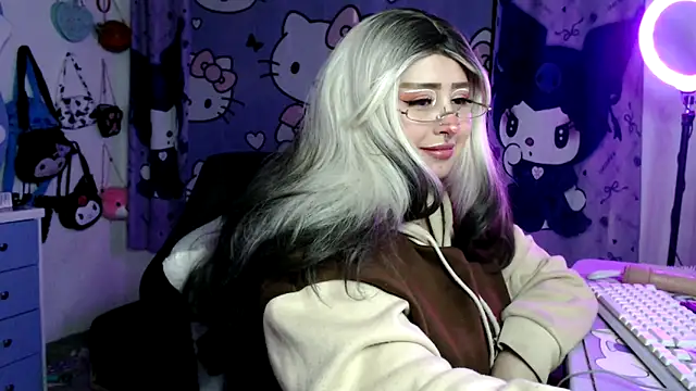 lussyevans24 Live XXX-Chat