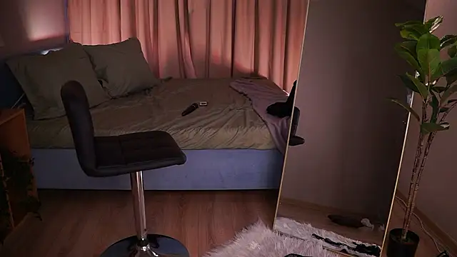 Chat XXX en directo de YokoKoko_