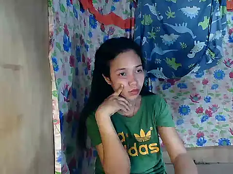 PinaySkinnyGirl 即時 XXX 聊天