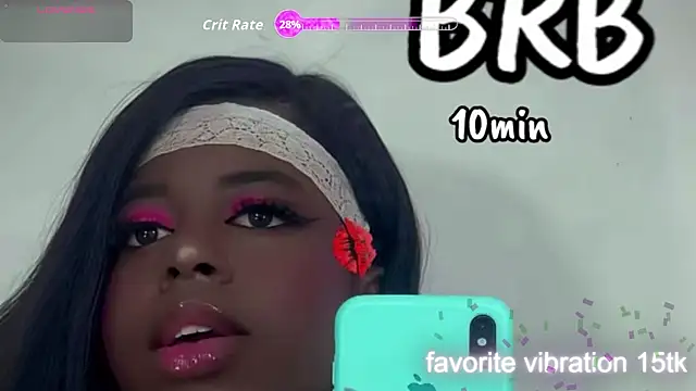 Chatroom XXX en direct de VICTORIAOBEY