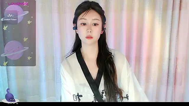 Aimee-520 লাইভ XXX চ্যাট